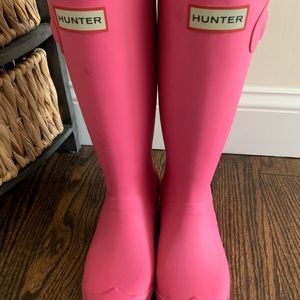 Pink hunter boots